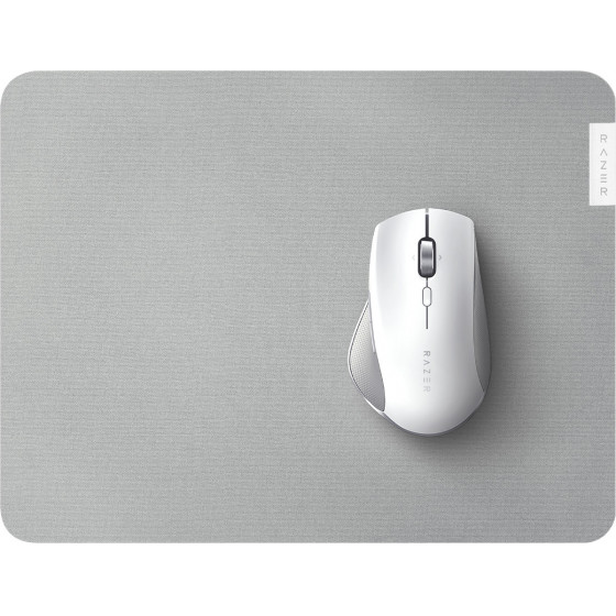 Razer PRO GLIDE Medium - Soft Productivity Mousepad - (RZ02-03331500-R3M1)