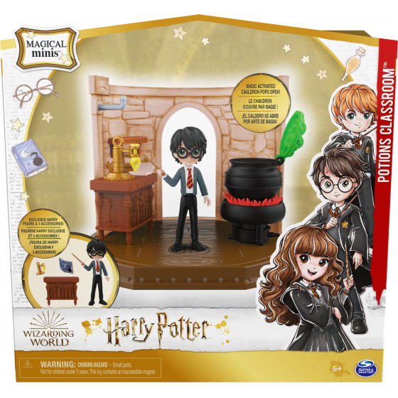Spin Master Wizarding World Harry Potter: Magical Minis Potions Classroom Harry (6061847)