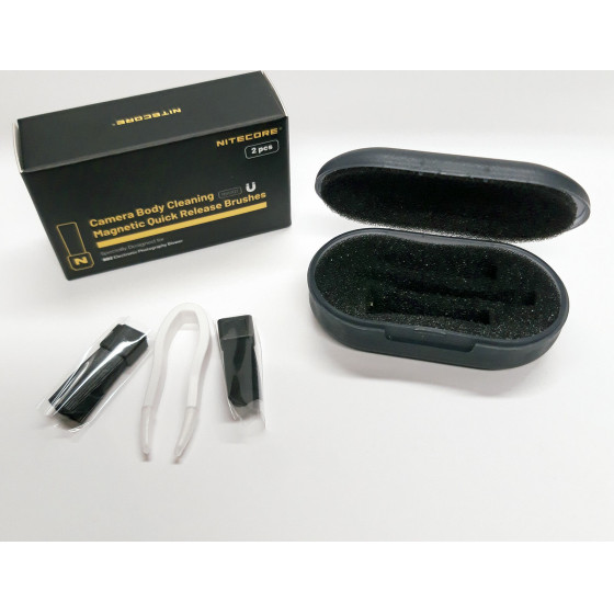 NiteCore Camera Body Cleaning Magnetic Quick Release Brushes - Black