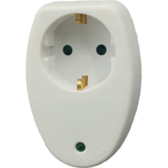 Lamtech Surge Protector 16A 250V 3680W White - (LAM023794)