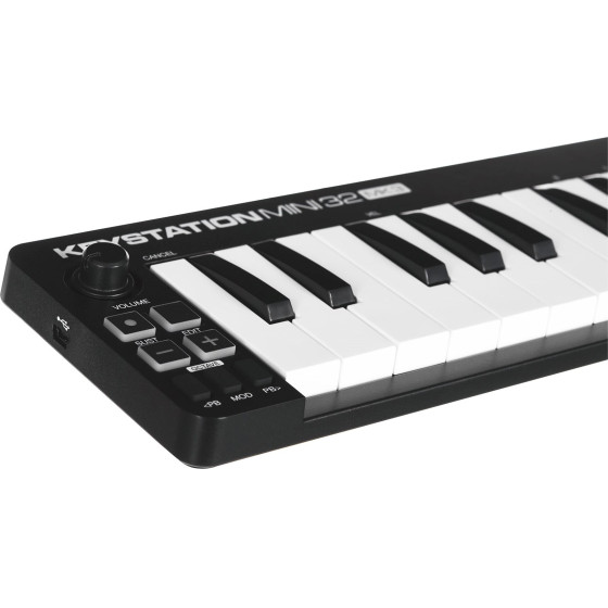 M-Audio Keystation Mini 32 MK3 Midi Keyboard 32 Keys Usb Black, White - (Keystation 32III)