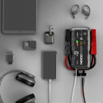 NOCO Boost 12V 2000A Jump Starter starter device with integrated 12V/USB battery - (GB70)