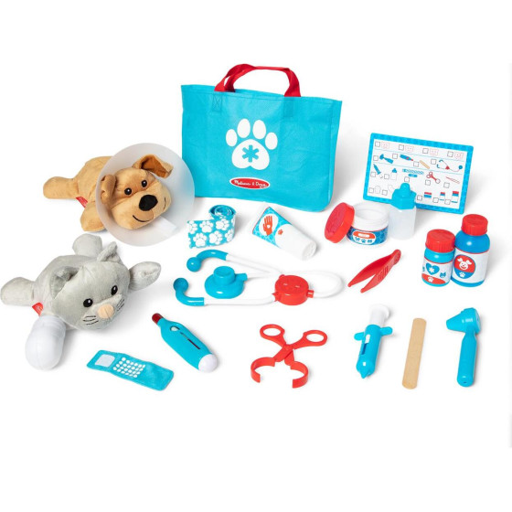 Melissa & Doug Pretend Play: Non-Wood - Petvet Playset (6074883)