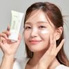 iUNIK Centella Calming Daily Sunscreen SPF50+/PA++++ - ���������� ��������� ��������� - (IUN-05)